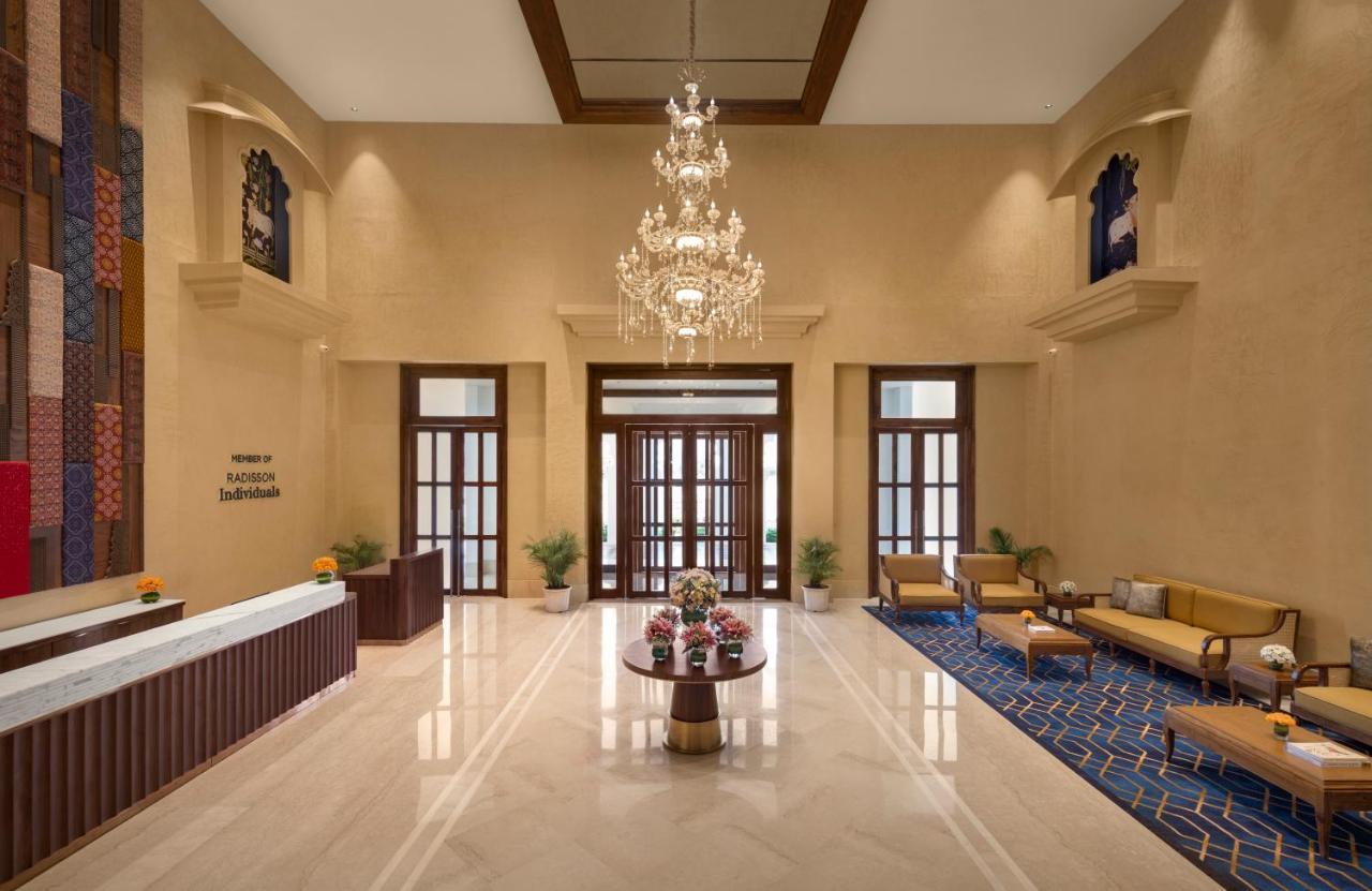 Uday Palace Navsari, A Member Of Radisson Individuals Exterior photo