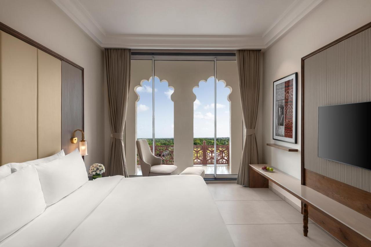Uday Palace Navsari, A Member Of Radisson Individuals Exterior photo