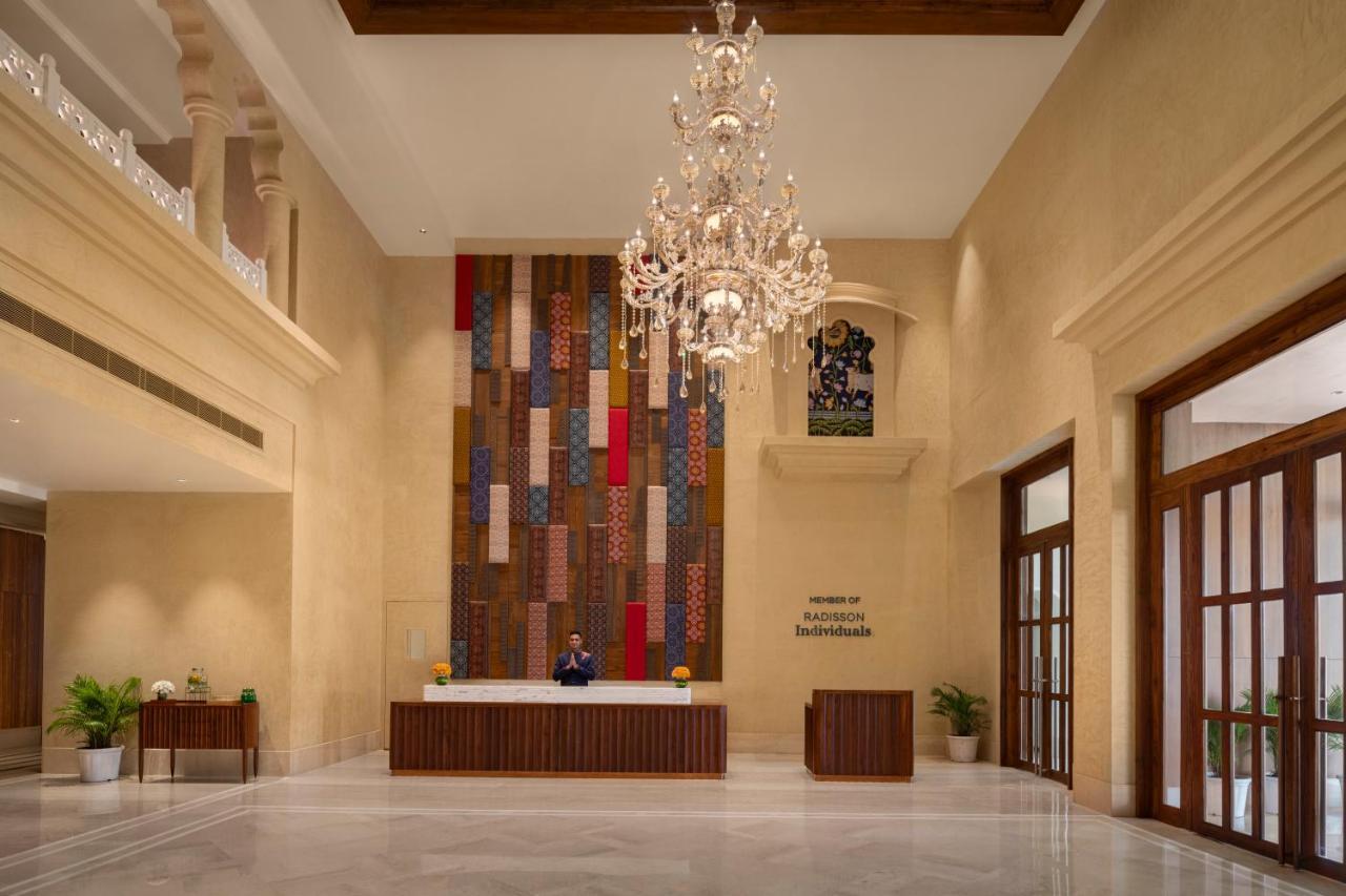 Uday Palace Navsari, A Member Of Radisson Individuals Exterior photo